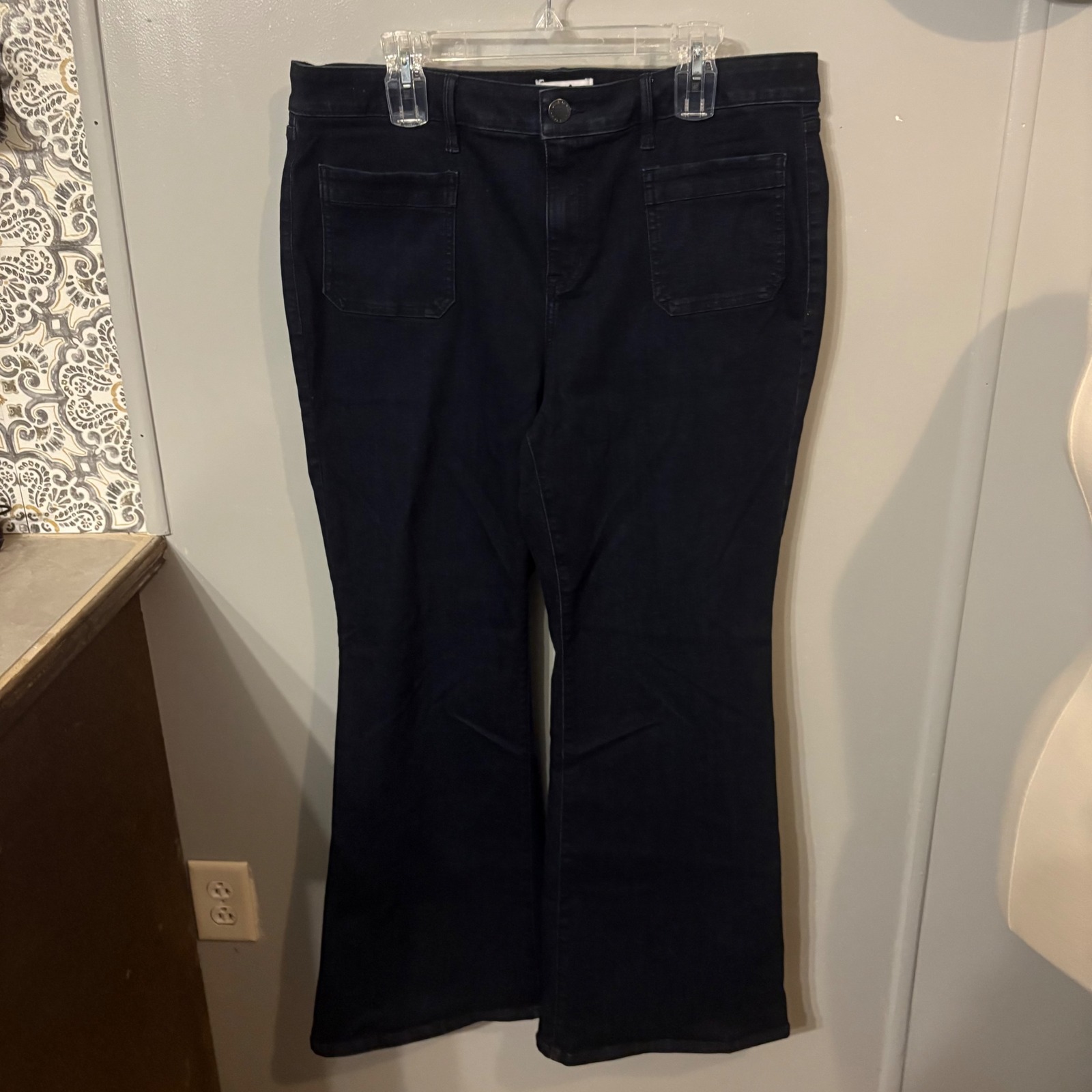 Nwot Lane Bryant Flare Leg Jean Dark Wash Front Pockets Denim Pants (Women's 18)